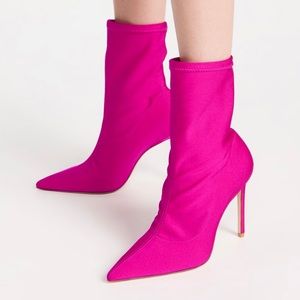 🆕 Stuart Weitzman 100mm Stretch Booties